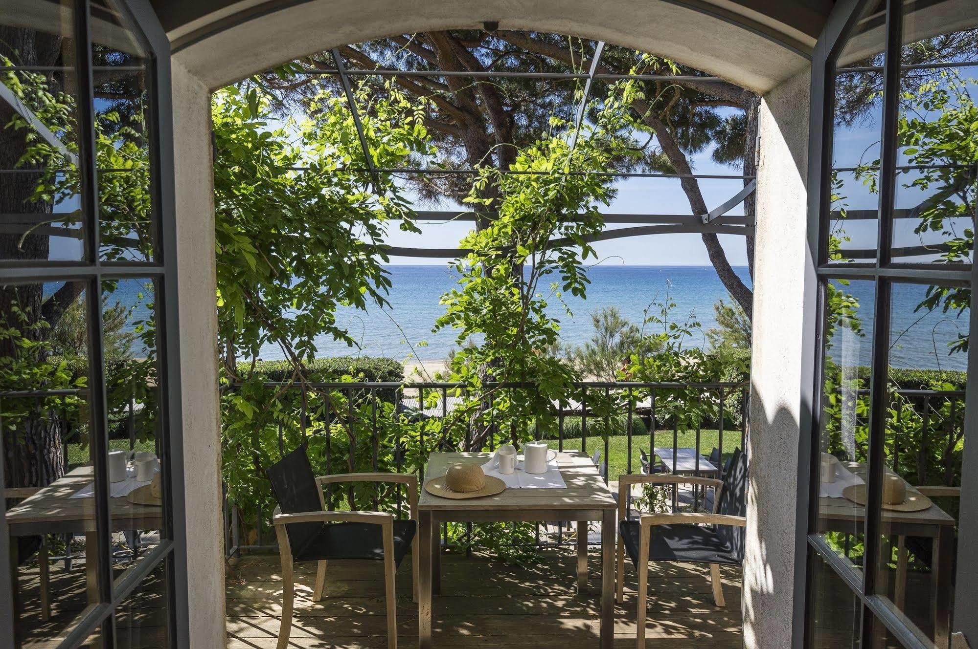Chateau De Sable Guest House Cavalaire-sur-Mer Exterior photo